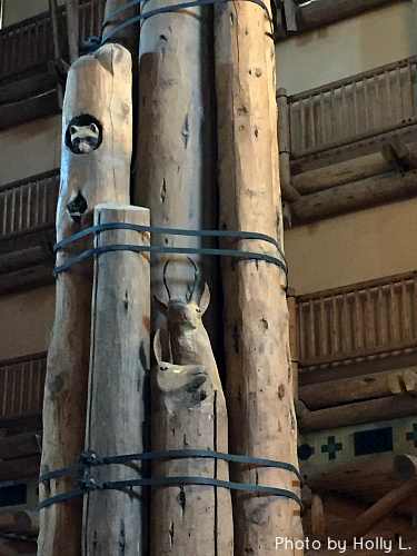 Animal Elements Are Found Throughout the Lobby