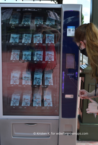 Automated Vending Machine For Masks