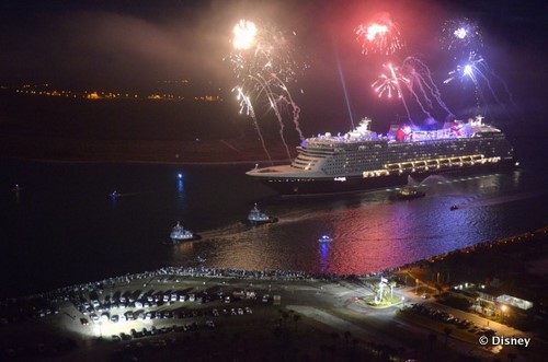 Disney Dream Arrives in Port