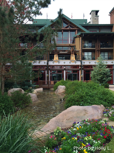 Take A Tour of Disney's Wilderness Lodge