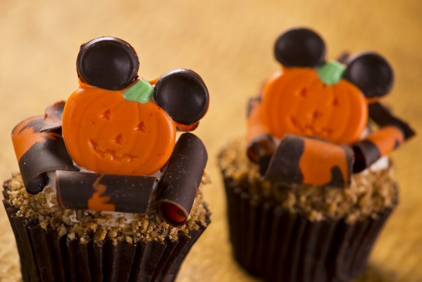 Holiday Harvest Pumpkin Cupcake