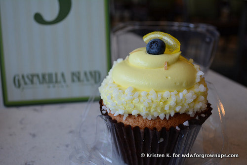 Lemon Blueberry Cupcake