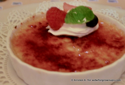 A Classic Vanilla Creme Brulee