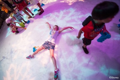 Play in the snow in Florida at Wandering Oaken's Trading Post