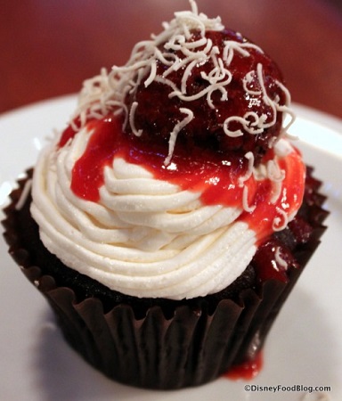 The spaghetti and meatball cupcake