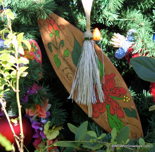 Surf board, flip flops and leis decorate Lilo Tree