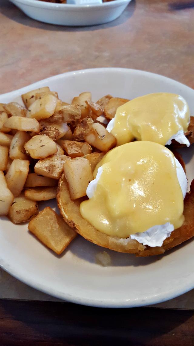 skillets benedicts