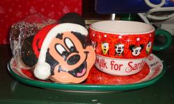 Pre-Packaged Holiday Treats at Walt Disney World