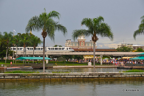 You Can Ride The Monorail Even Without Park Tickets