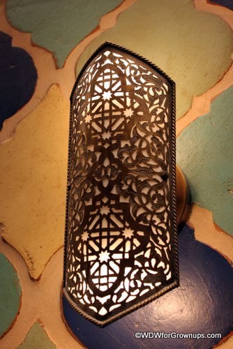 Bathroom light fixture