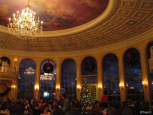 The ballroom decorated for Christmas