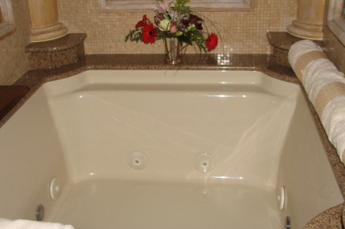 Castle Suite Tub Detail