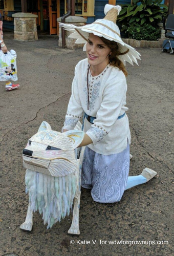 This Arctic Fox Puppeteer Was Phenomenal