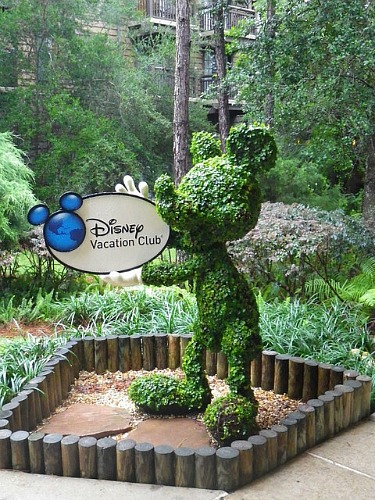 Mickey Topiary at Wilderness Lodge Villas