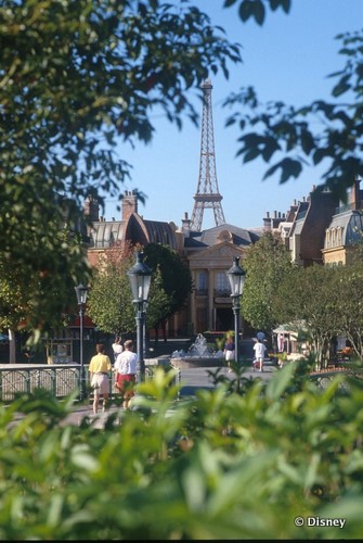 La Tour Eiffel, Disney Style