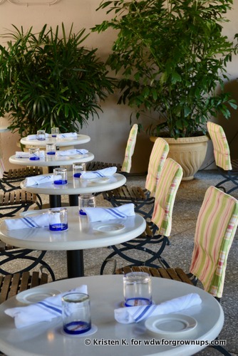 Adorable Outdoor Seating