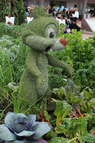 Dale Watches Over A Veggie Garden (c) Sam Howzit