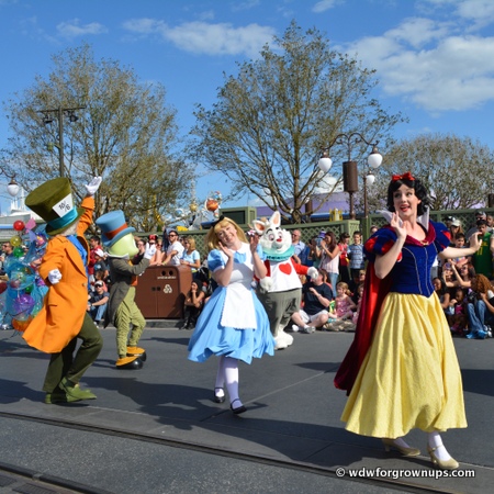Characters from Snow White and Alice In Wonderland
