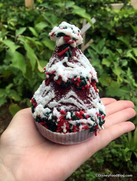 Red Velvet Holiday Whoopie Pie