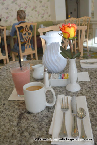 Grand Floridian Cafe Table Setting