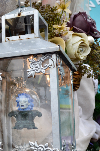 Madame Leota Ornament Detail
