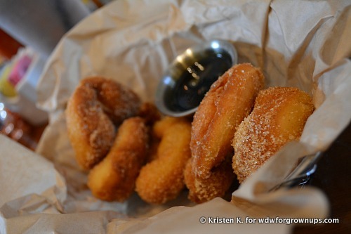 Made To Order Doughnuts With Cinnamon Sugar