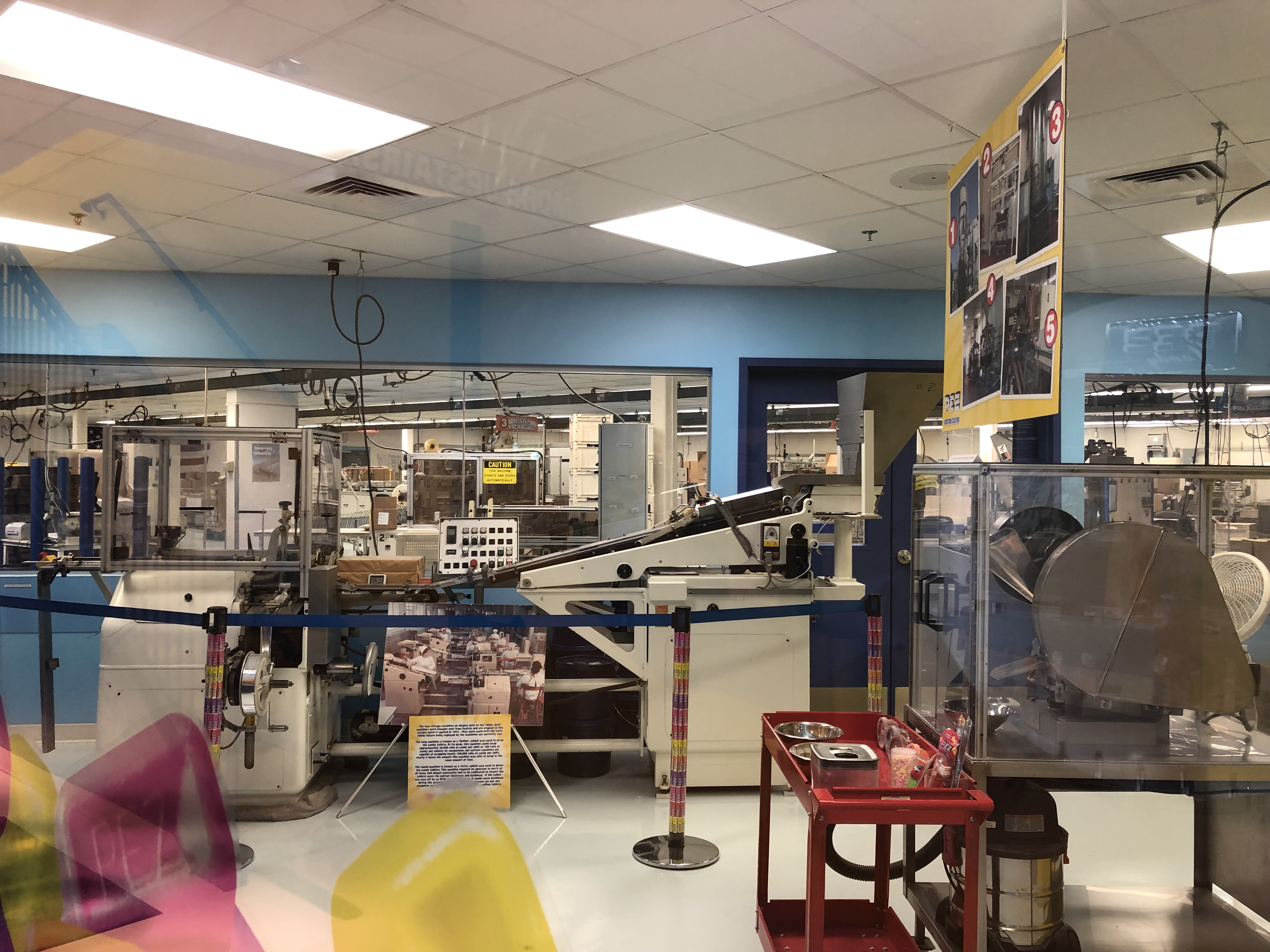 Pez Factory