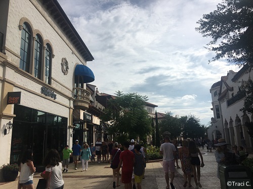 So many shops at Disney Springs!