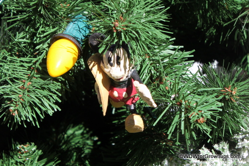 Mickey tree ornament 2