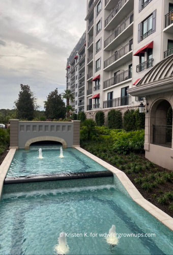 Riviera Entryway Fountains