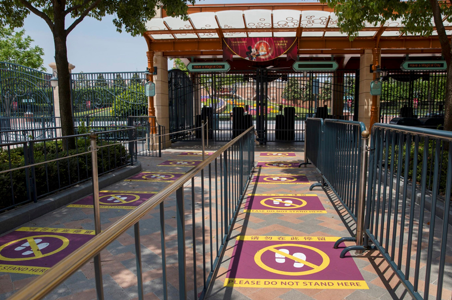 Shanghai Disneyland Ground Markings