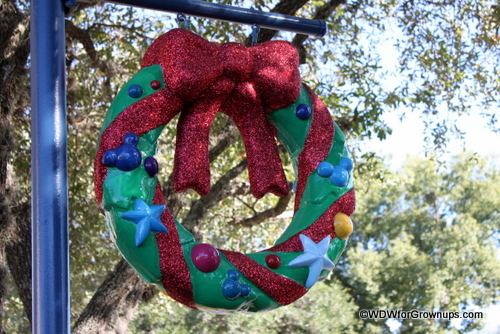 Toontown wreath